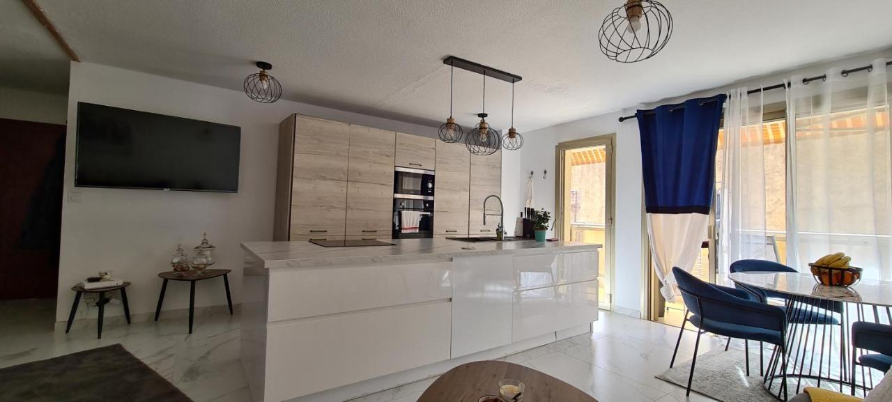En Exclusivite T3 A 2 Pas Des Plages De St Raphael Saint-Raphaël Eksteriør billede