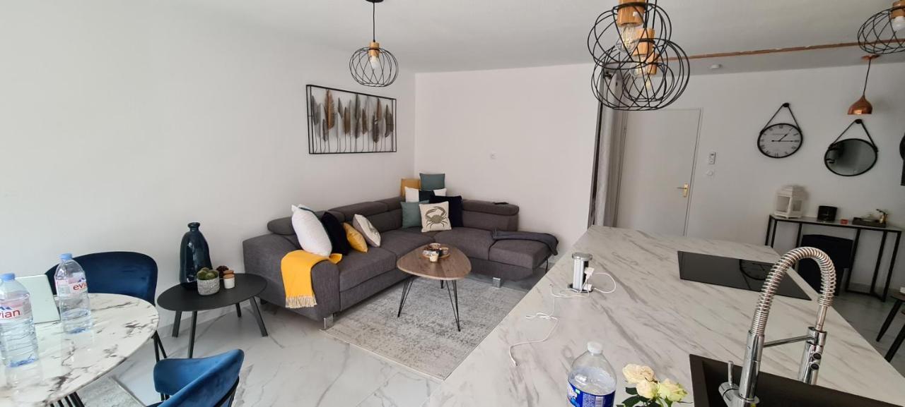 En Exclusivite T3 A 2 Pas Des Plages De St Raphael Saint-Raphaël Eksteriør billede