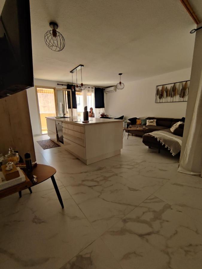 En Exclusivite T3 A 2 Pas Des Plages De St Raphael Saint-Raphaël Eksteriør billede