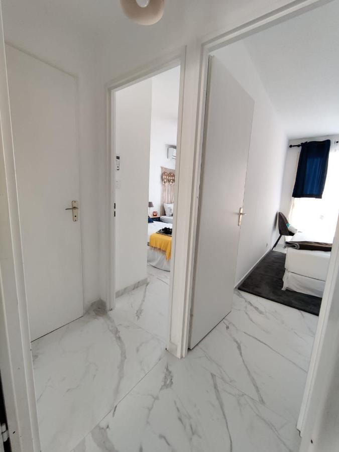 En Exclusivite T3 A 2 Pas Des Plages De St Raphael Saint-Raphaël Eksteriør billede