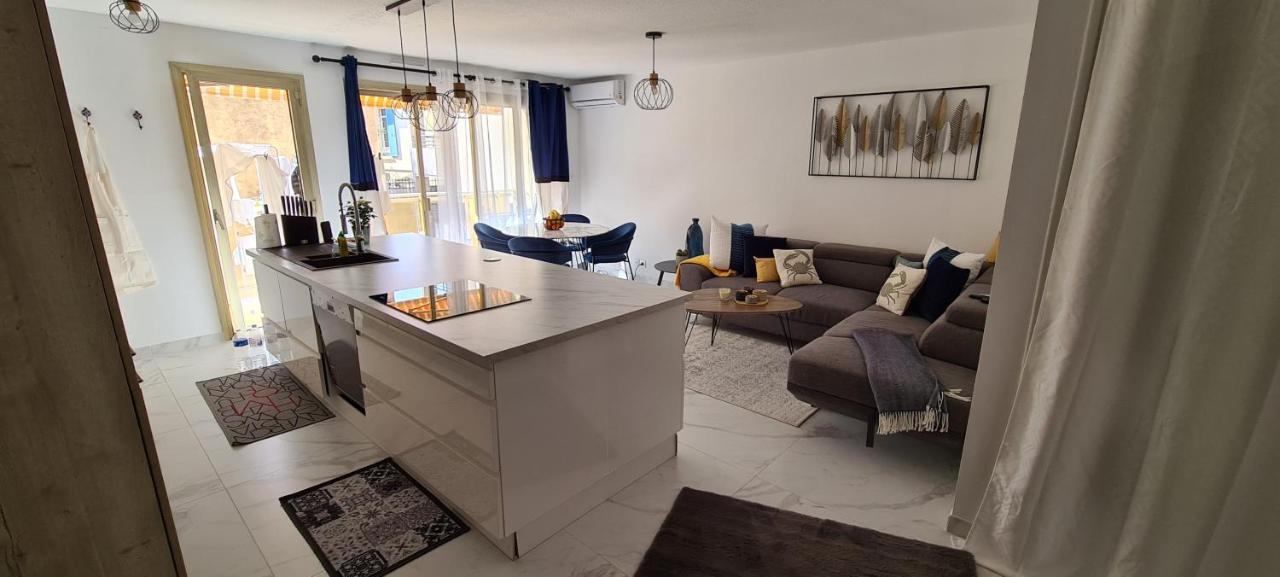 En Exclusivite T3 A 2 Pas Des Plages De St Raphael Saint-Raphaël Eksteriør billede